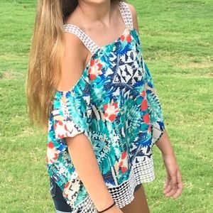 super cute tropical and lace top